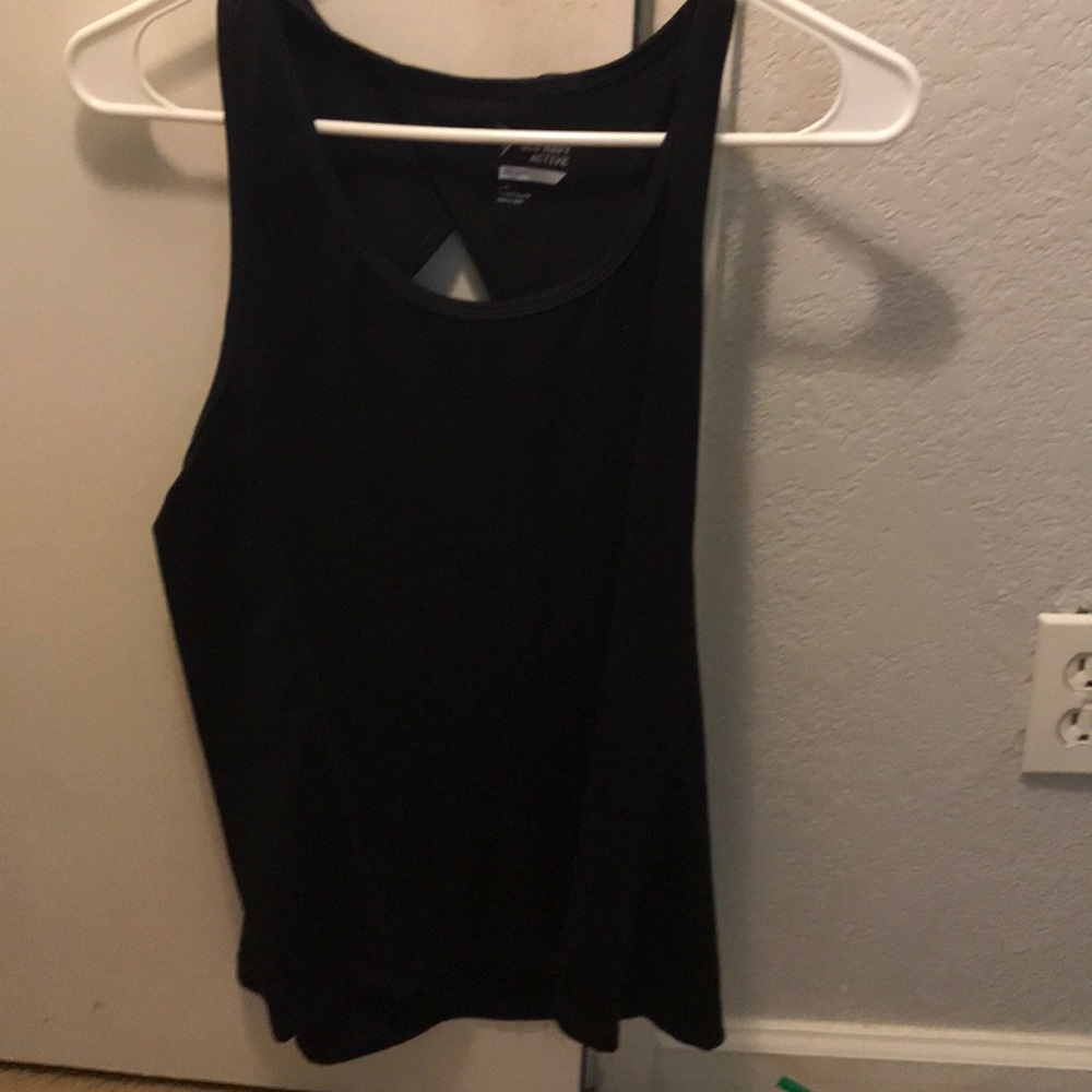 Black work out shirt